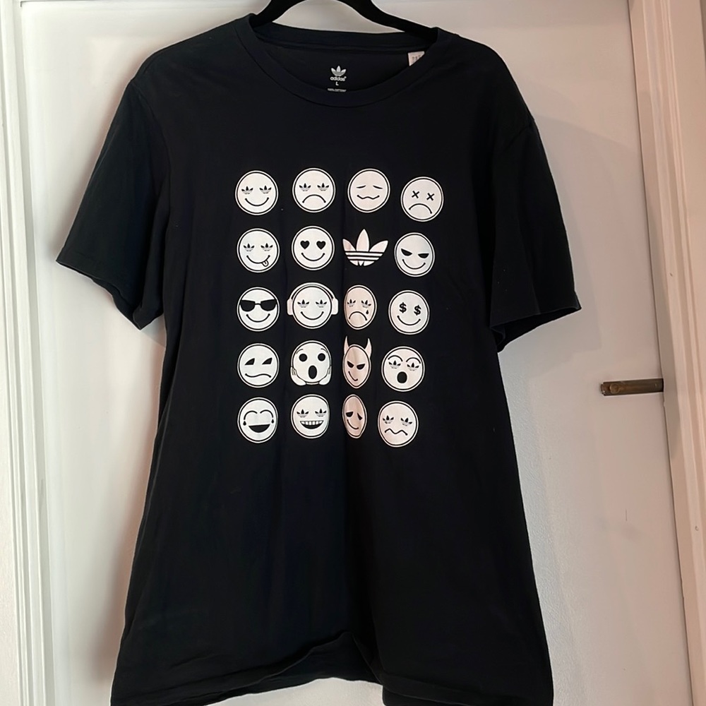 Mens Large Adidas T-shirt
